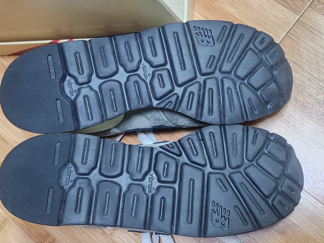 [275] 뉴발란스 990 v1 올리브 상품이미지4