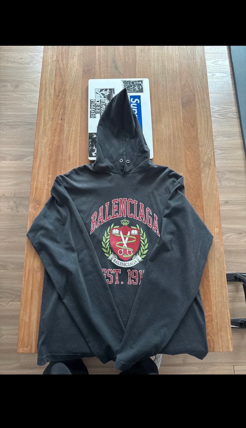 발렌시아가 est 1916 후드 1size 상품이미지5