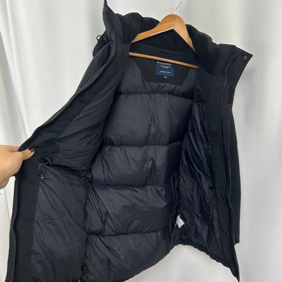   디스커버리 남자 거위털 패딩점퍼 솜빵빵 검정 100 EI 상품이미지4