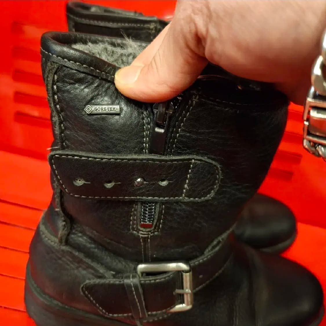 클락스(Clarks) 소가죽 스트렙 바이커 퍼 부츠 235size 상품이미지5