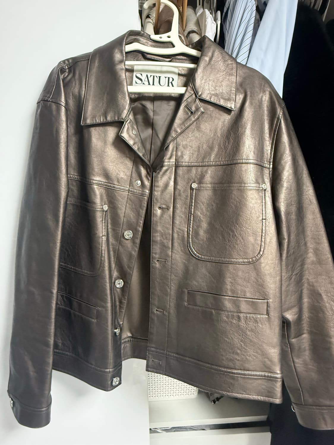 세터 심볼 브로치 레더 자켓 상품이미지2