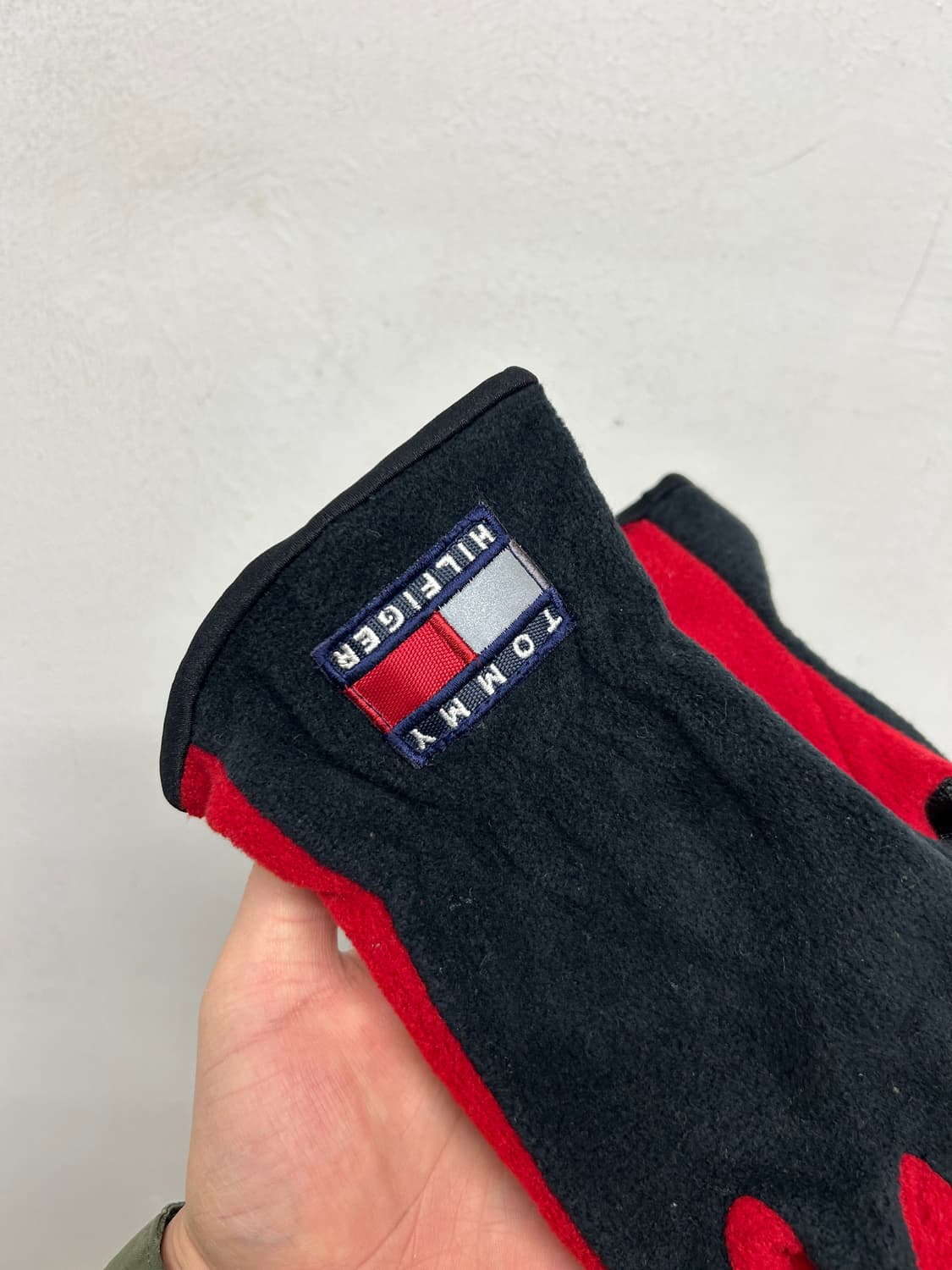 타미힐피거 올드스쿨 플리스 장갑 상품이미지2