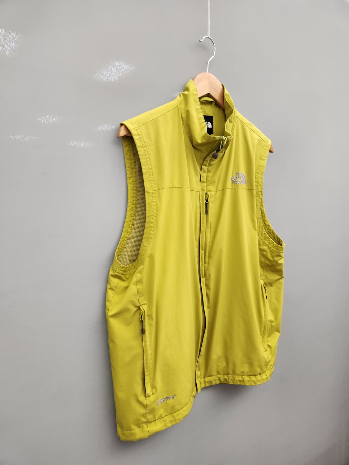 노스페이스 옐로우(형광) 조끼 베스트 바람막이 상품이미지3