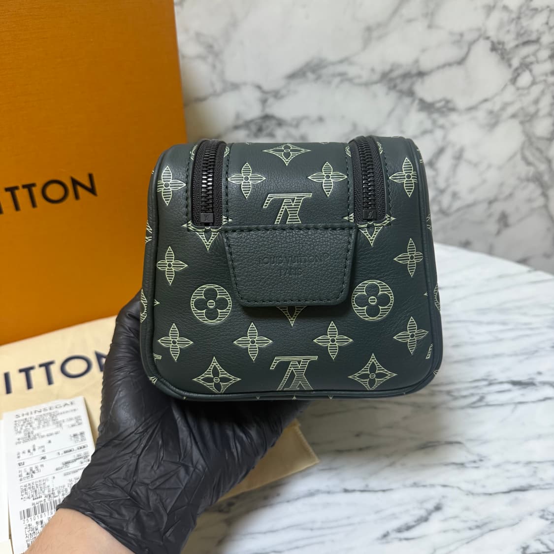 [새상품] 루이비통 이클립스 쉐도우 돕키트 파우치 클러치백 상품이미지5