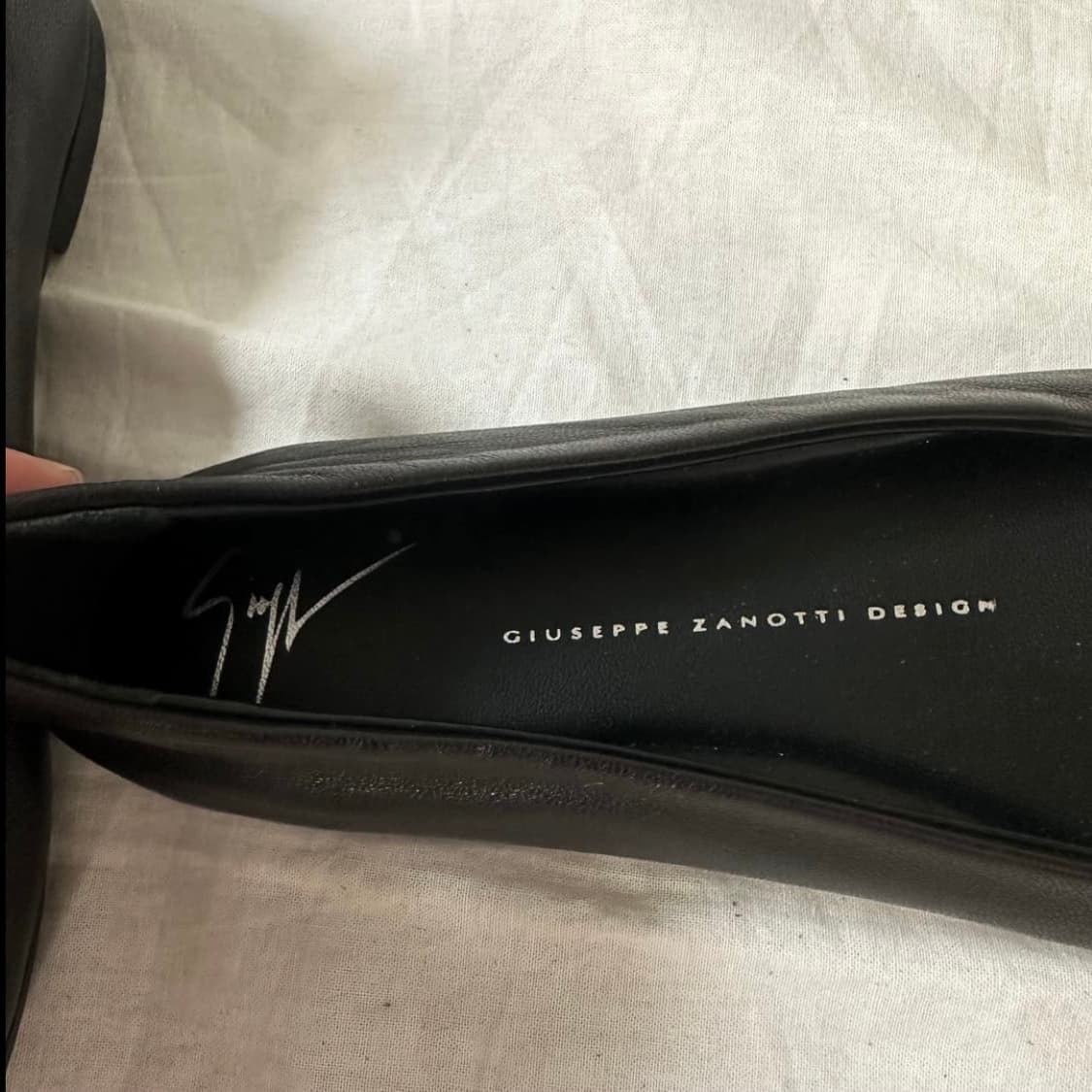 Giuseppe Zanotti 쥬세페자노티 스파이크스터드 캡토레더플랫 상품이미지3