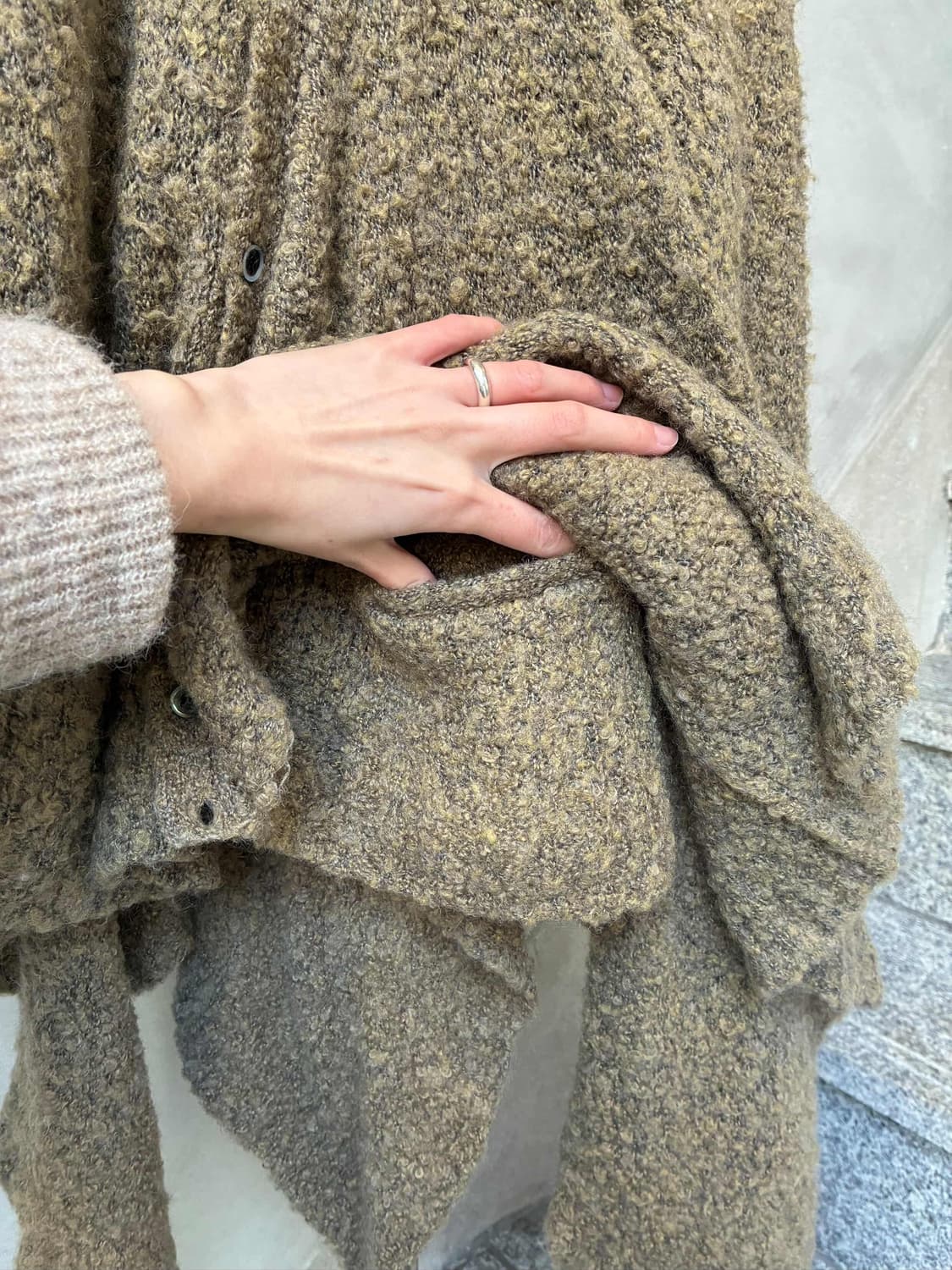 Frapbois 모헤어 러플 가디건 카키 상품이미지8