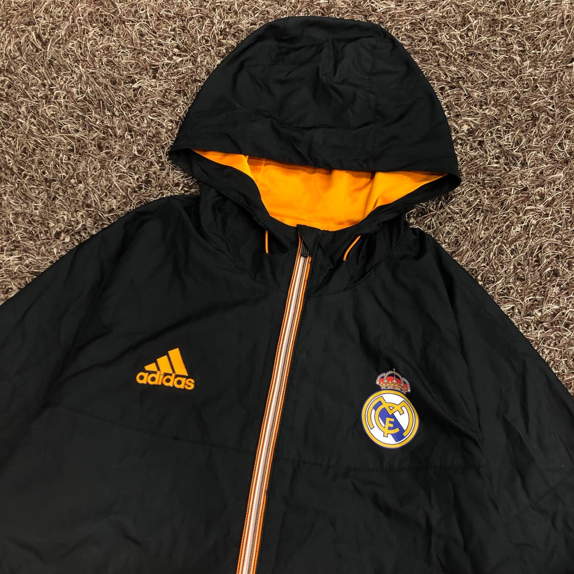 아디다스 레알마드리드 바람막이 자켓 상품이미지2