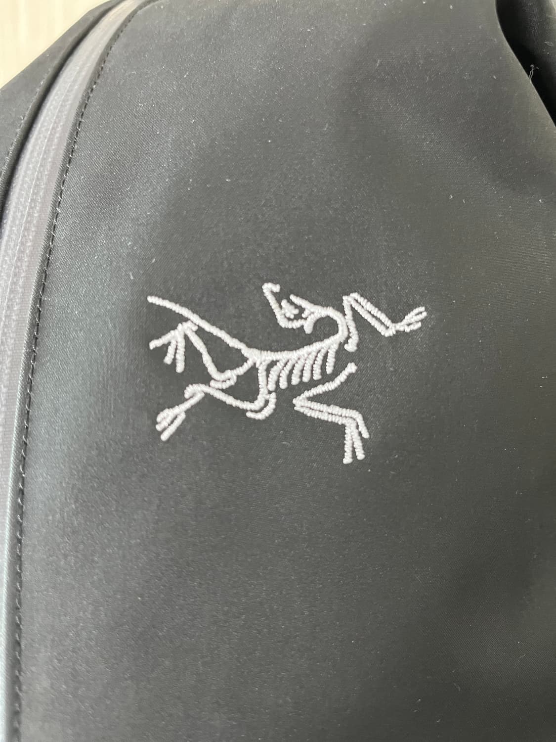 아크테릭스 아로 22 백팩 카본 카피 상품이미지2