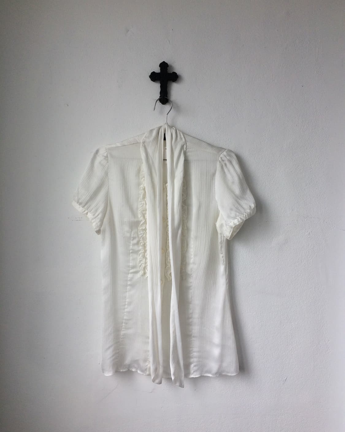 Frill point tied blouse 상품이미지2