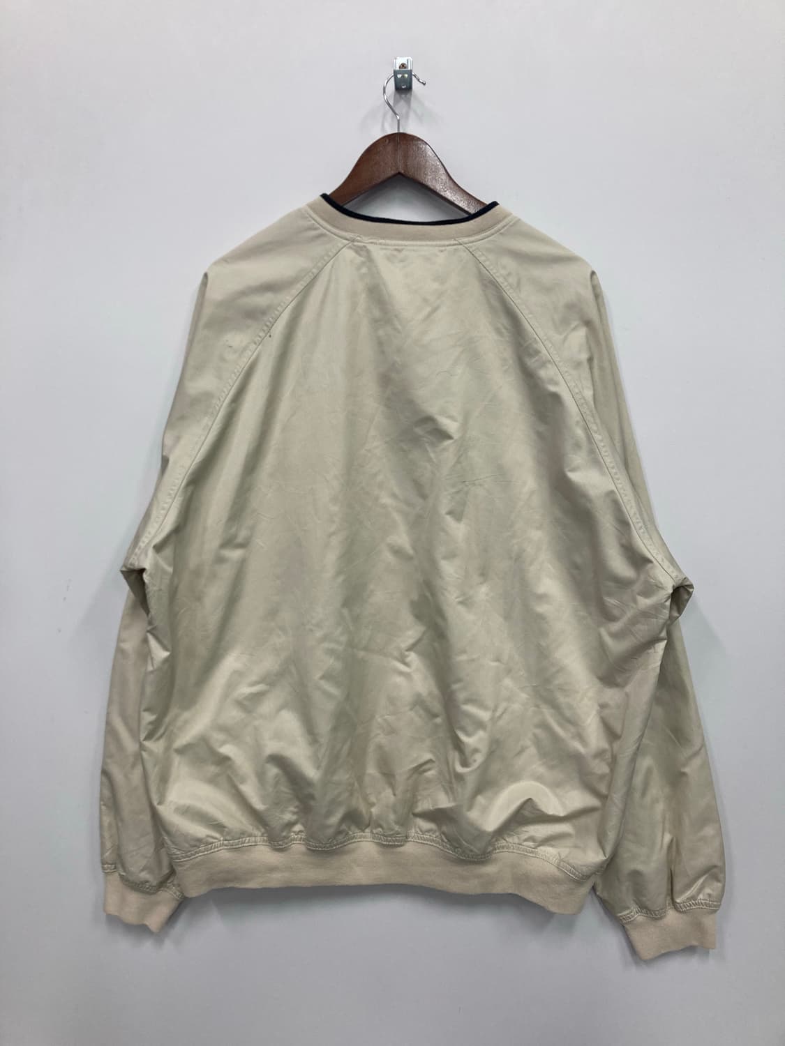 나이키 빅로고 브이넥 웜업 상품이미지3