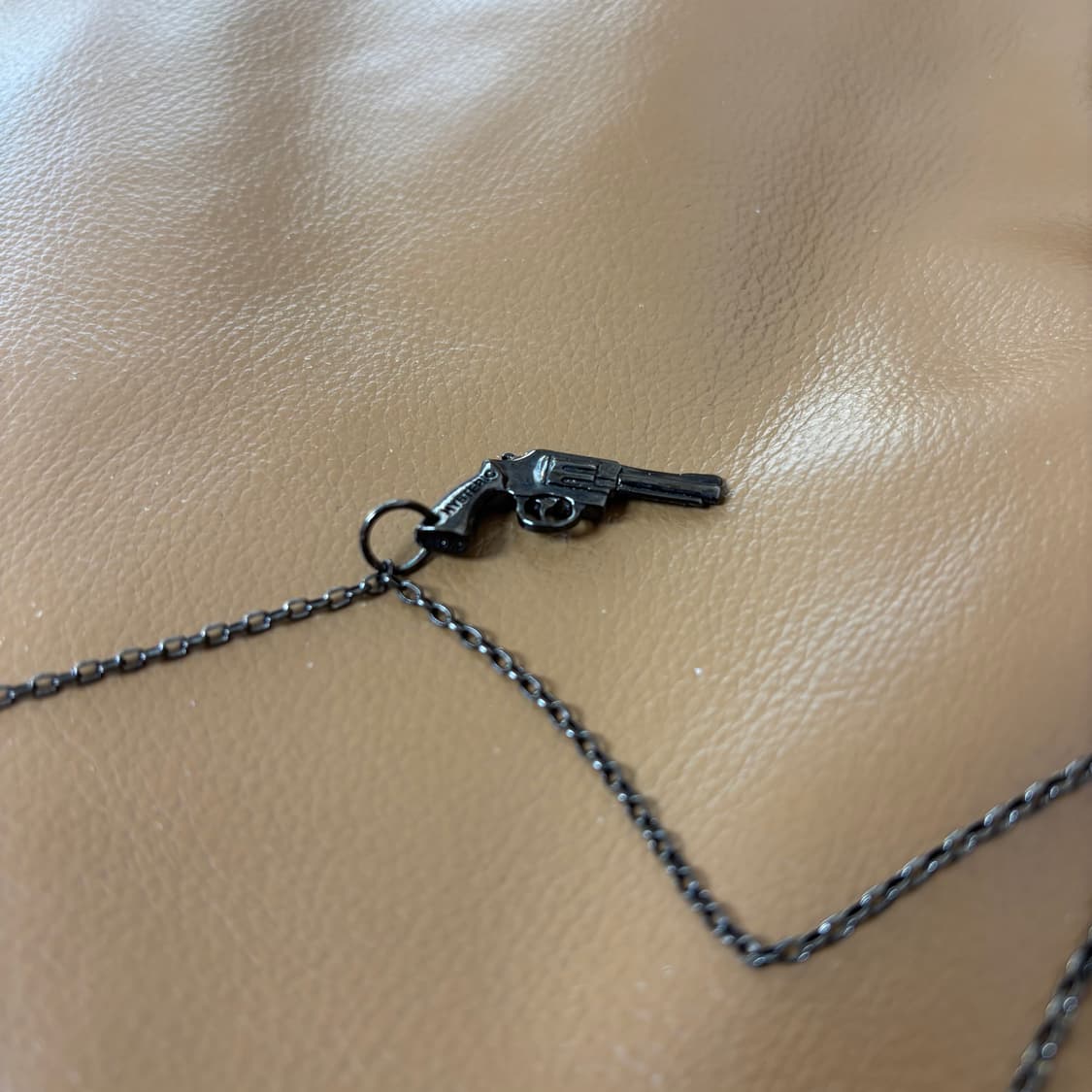 히스테릭글래머 팔찌 건 실버 블랙 상품이미지5