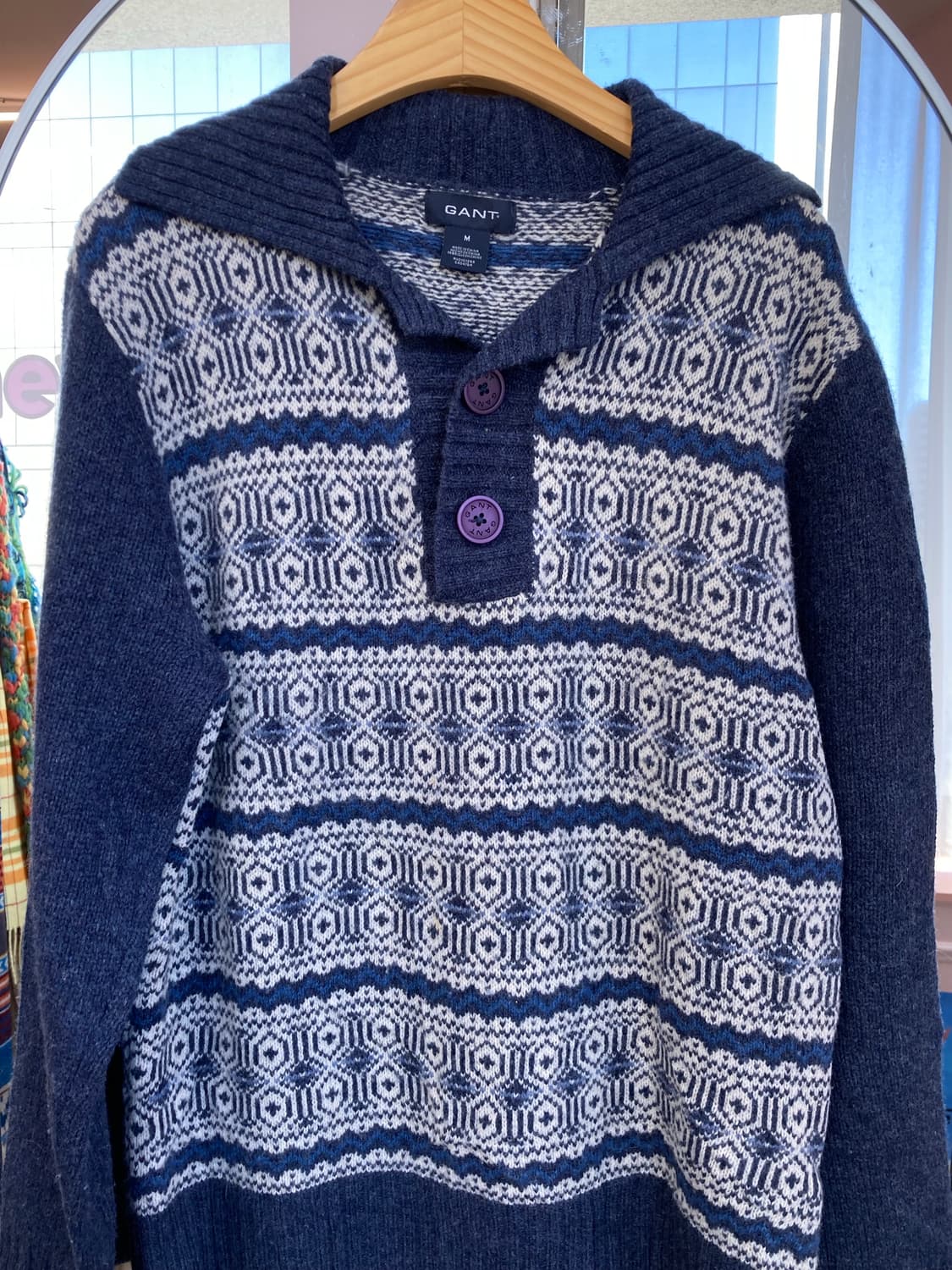 울 100% 네이비 패턴 카라 니트 상품이미지2