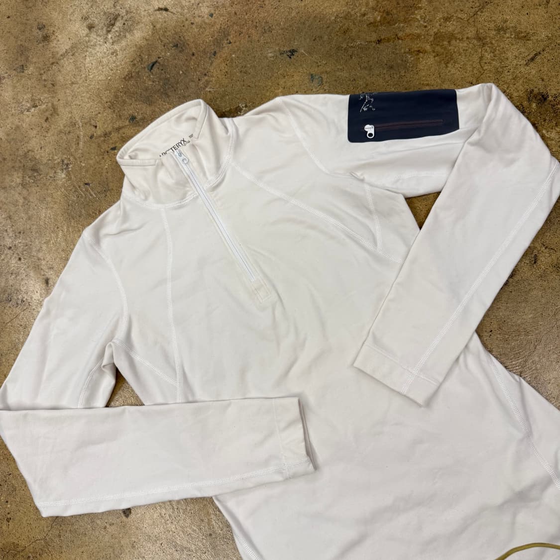 [정품/XS] 아크테릭스 하프집업 롱슬리브 b10 상품이미지1