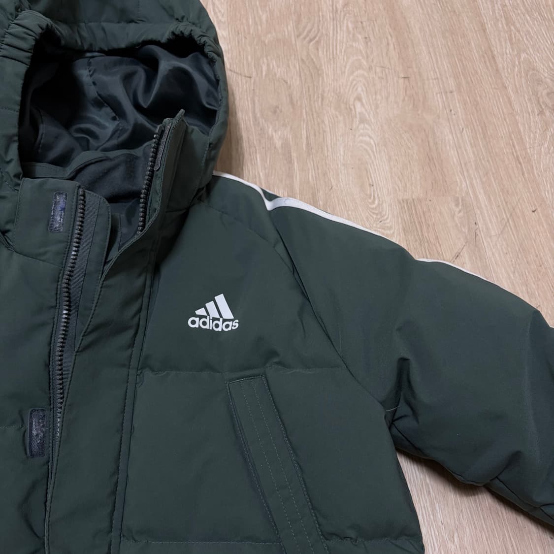 아디다스 키즈 빅로고 덕다운 후드 롱패딩 150  상품이미지3