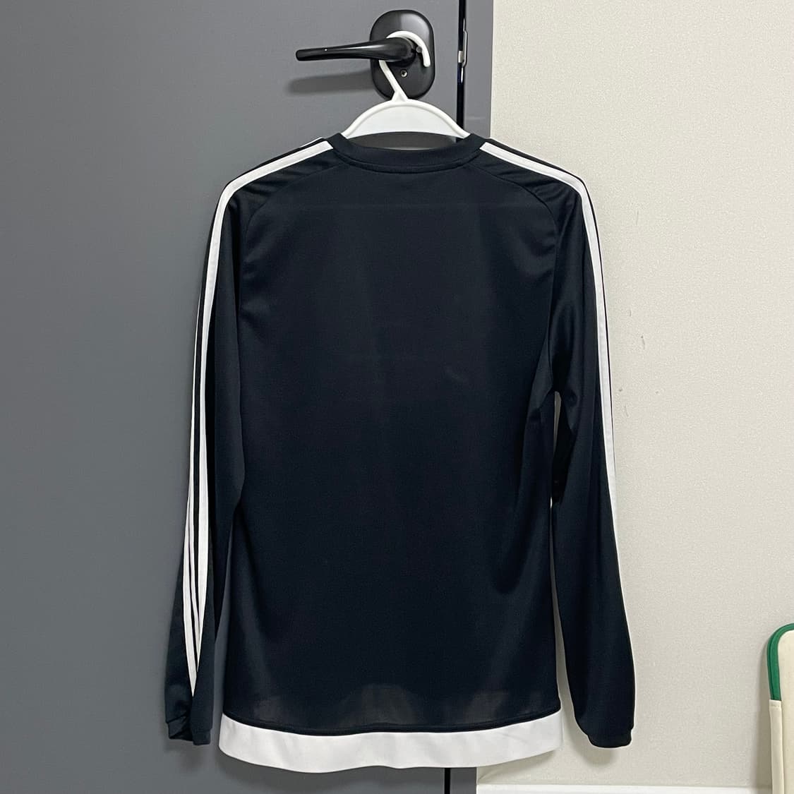 아디다스 adidas 롱슬리브 긴팔 티셔츠 블랙 상품이미지2