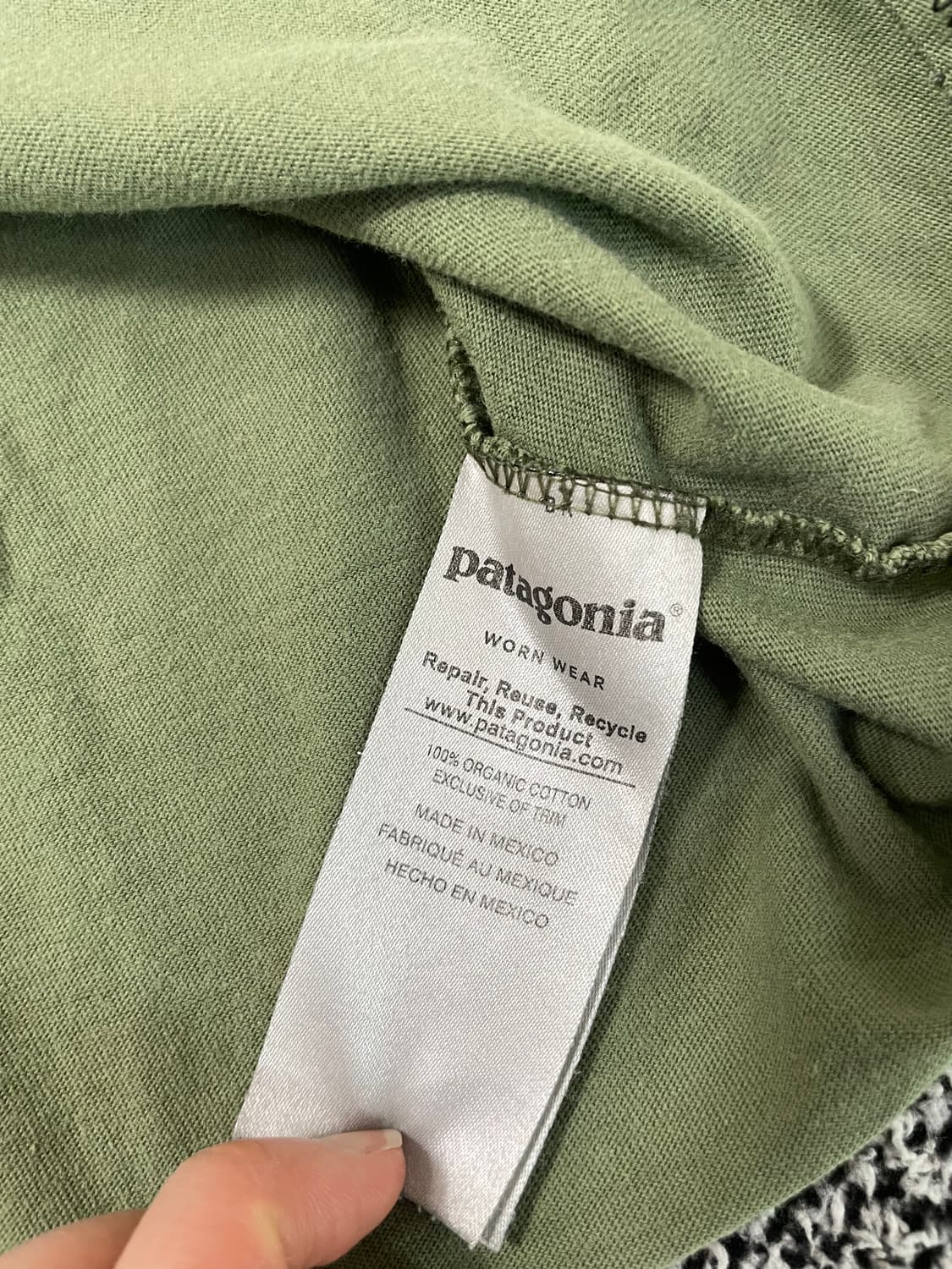 빈티지9. 파타고니아 P-6 로고 리스폰서빌리티 그린 반팔 티셔츠 반팔티 상품이미지4