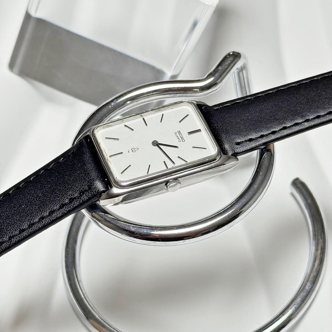 80's90's 세이코 빈티지 쿼츠 탱크 미니멀 워치 상품이미지6