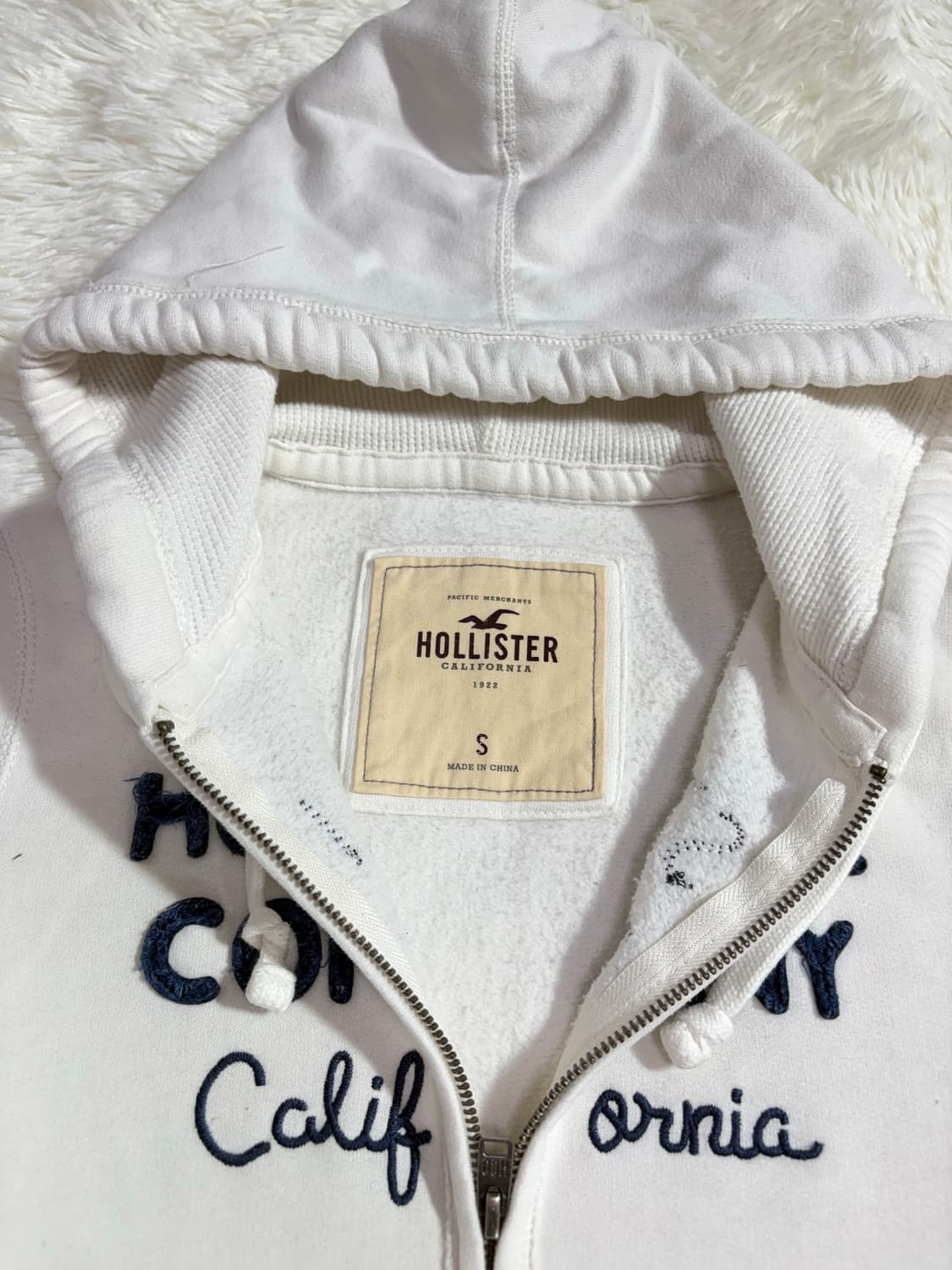 홀리스터 화이트 딱붙핏 후드집업  상품이미지5