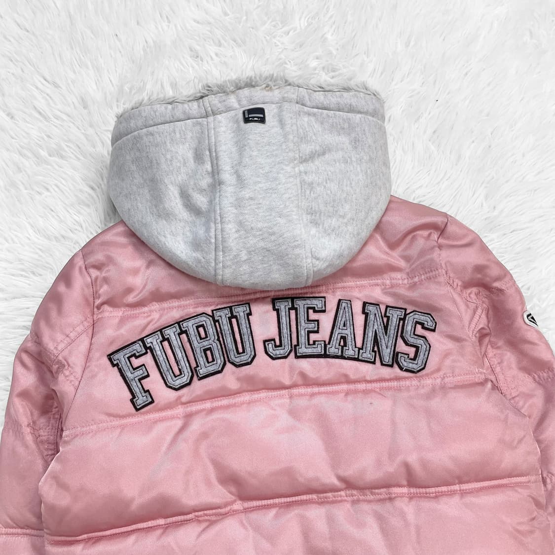 후부 스펠 로고 후드 패딩 딸기우유 상품이미지4