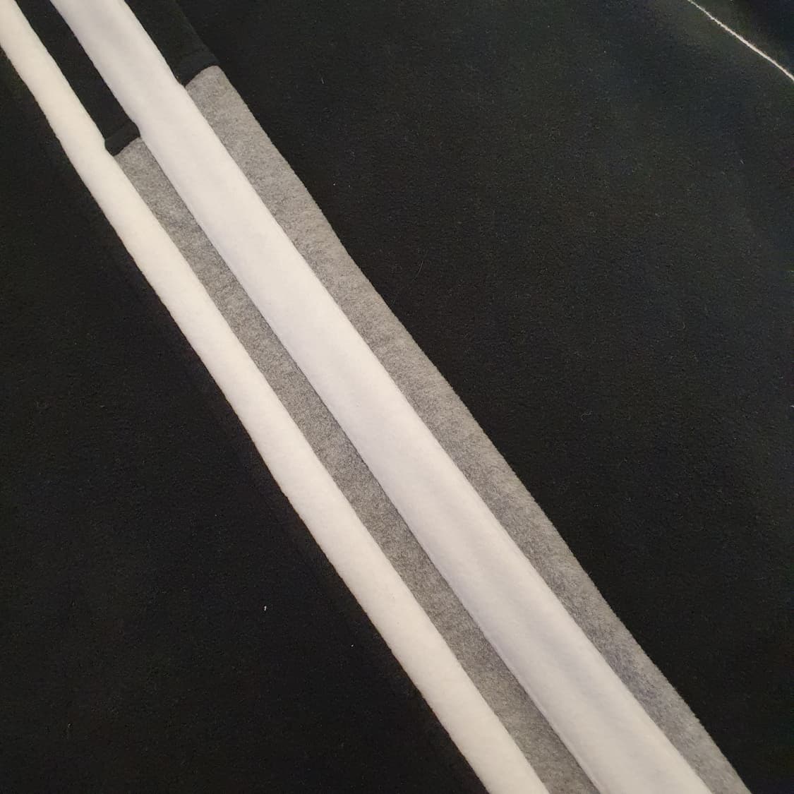 발렌시아가 스포티 b 후리스 자켓 상품이미지5