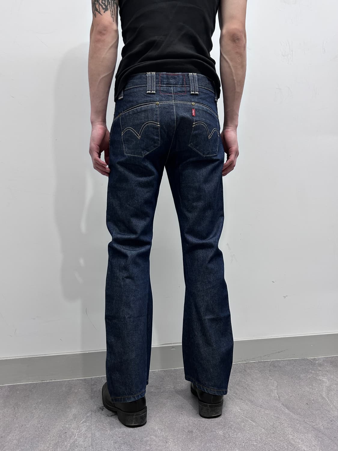 리바이스 엔지니어드 커브드 인디고 데님 상품이미지3