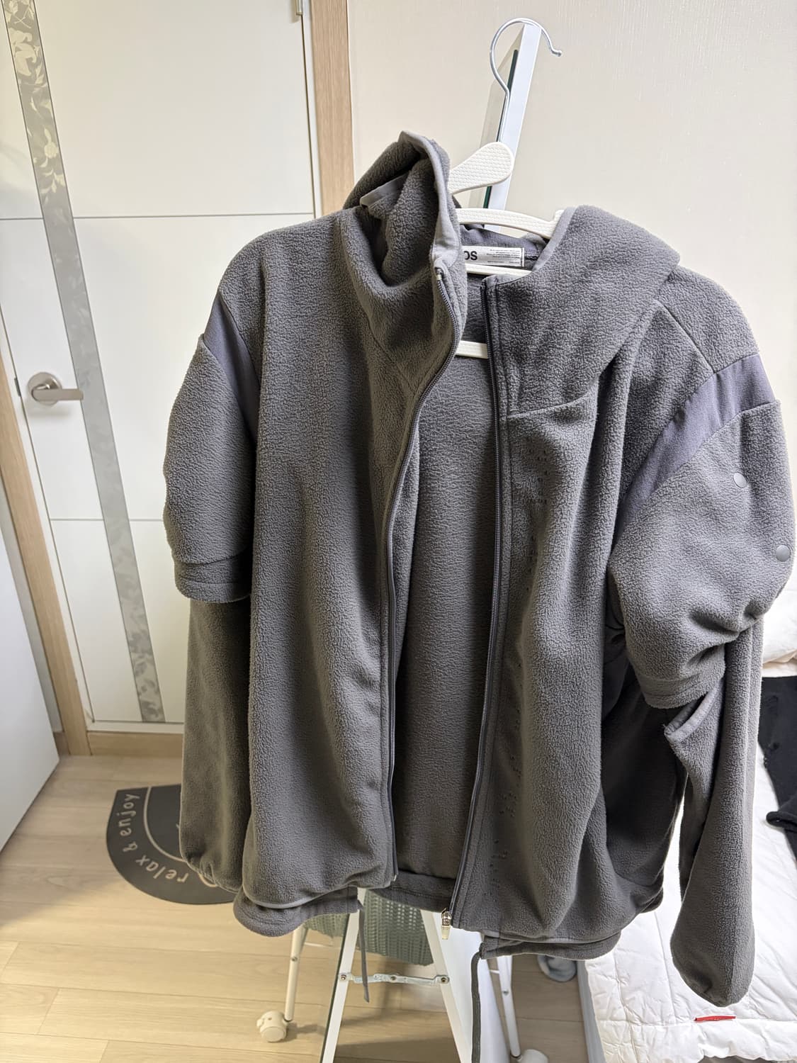오호스 플리스 집업 EAR HOLE HOODIE FLEECE ZIP-UP 상품이미지2