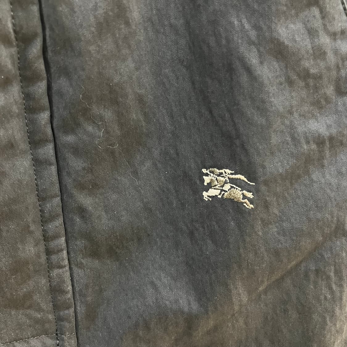 버버리 다크 그레이 나일론 필드 자켓 M 상품이미지5