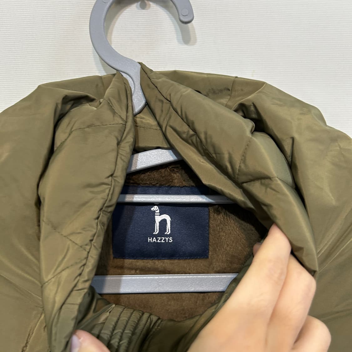 헤지스 여성 패딩조끼 90 상품이미지2