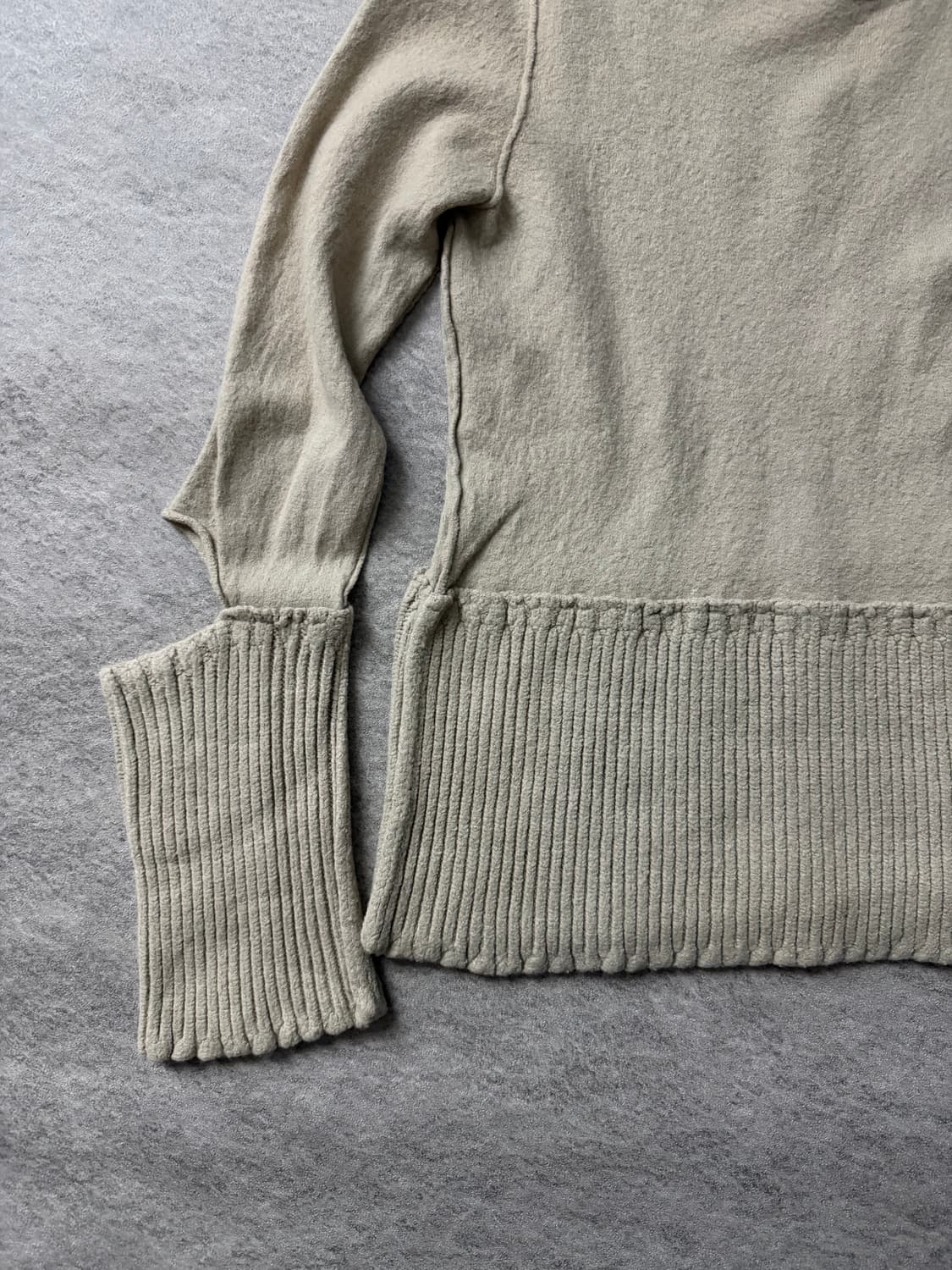 마르지엘라 컷아웃 스티치 니트 상품이미지4