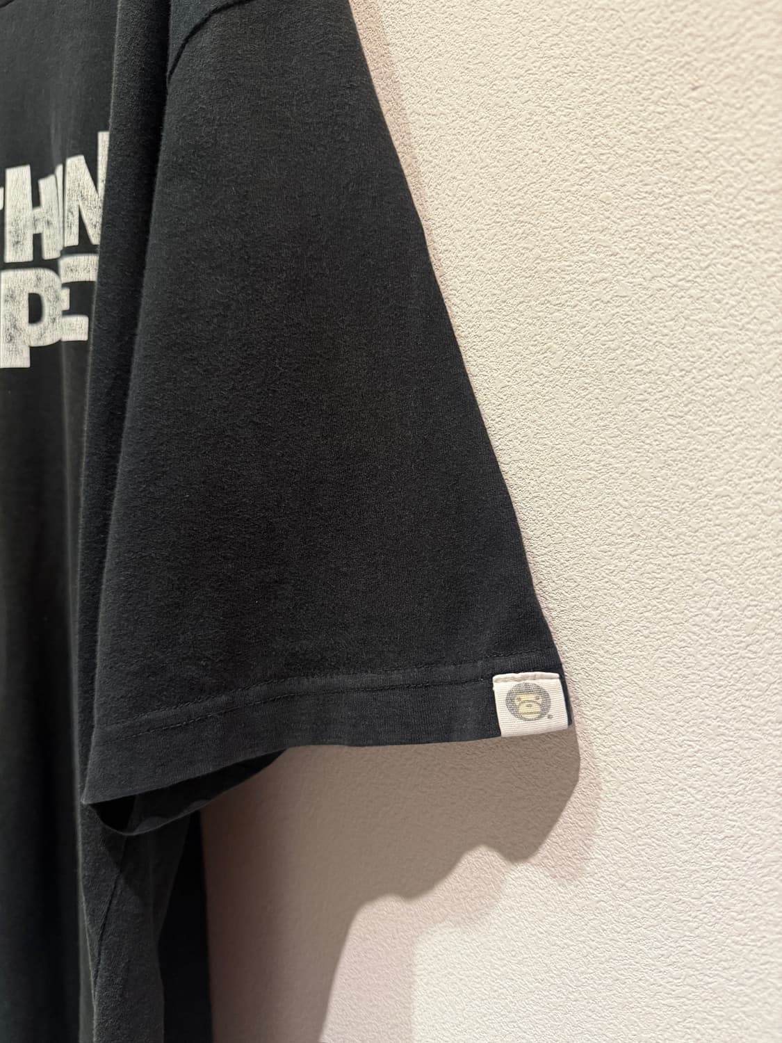 Vintage 2002 BAPE HEADS SHOW Tee 상품이미지4
