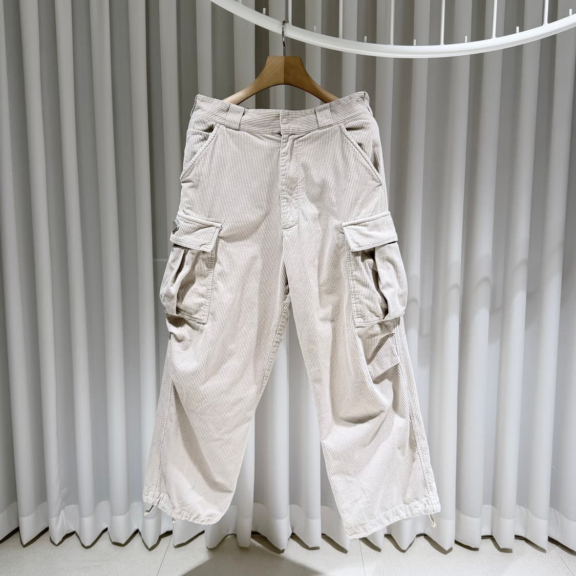 S / 프라다 로고 코듀로이 베이지 카고팬츠 상품이미지1