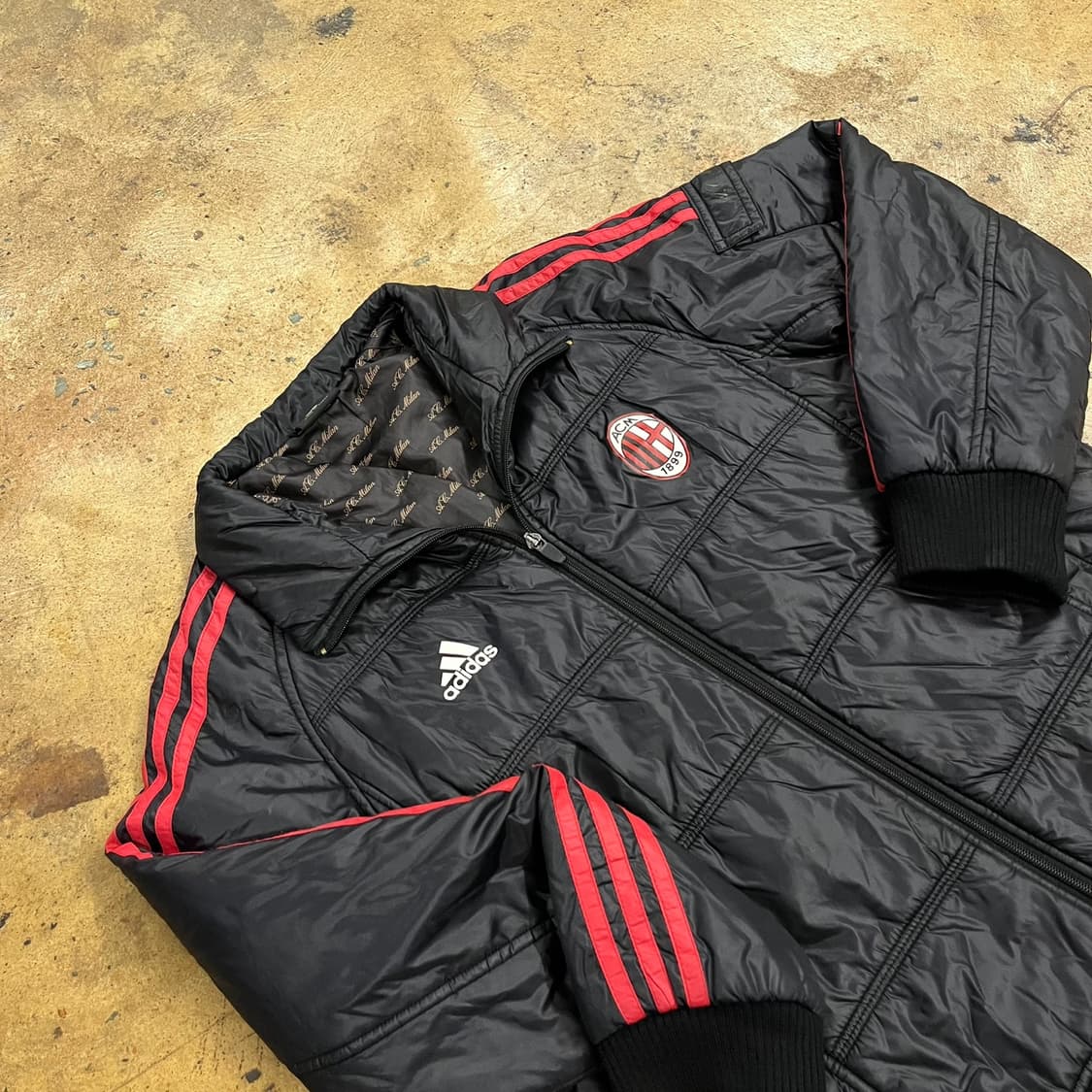 아디다스 검빨 ac밀란 숏패딩 90 상품이미지1