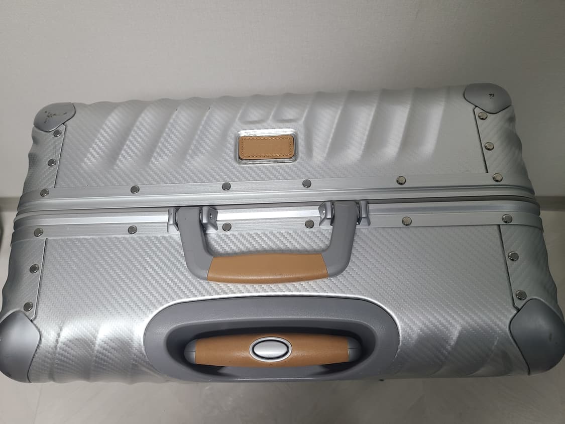 TUMI 알루미늄 캐리어 실버 29인치 상품이미지2