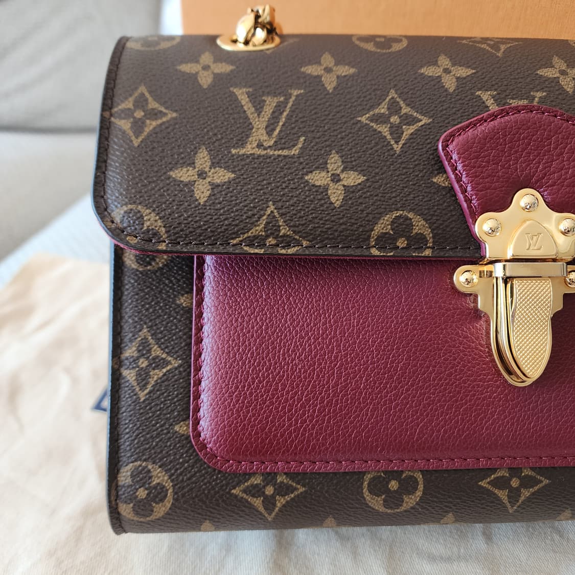 초민트급 루이비통 모노그램 빅투아 체인 숄더백 M41732 상품이미지4