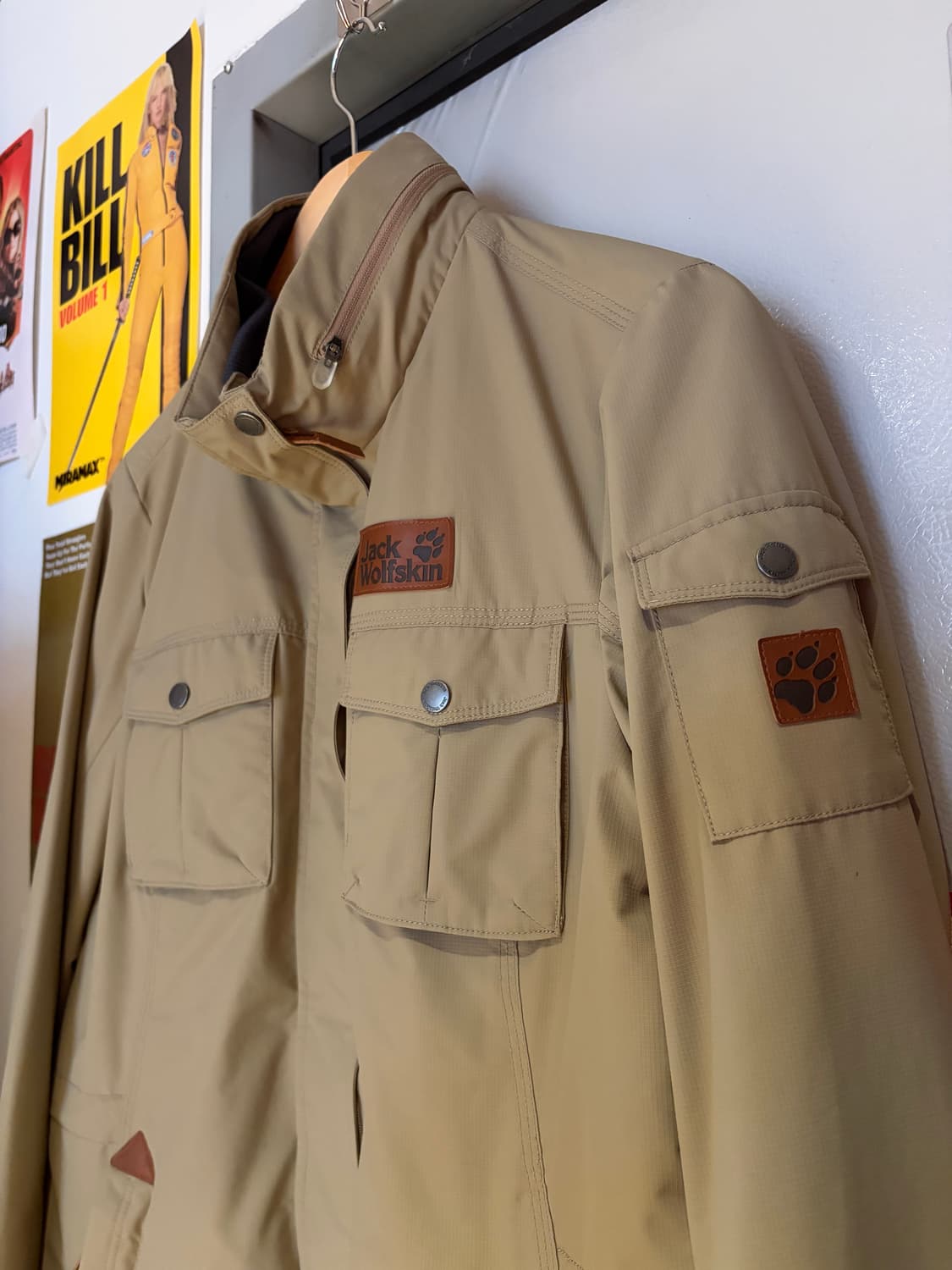 잭울프스킨 바람막이 점퍼 공용 상품이미지2