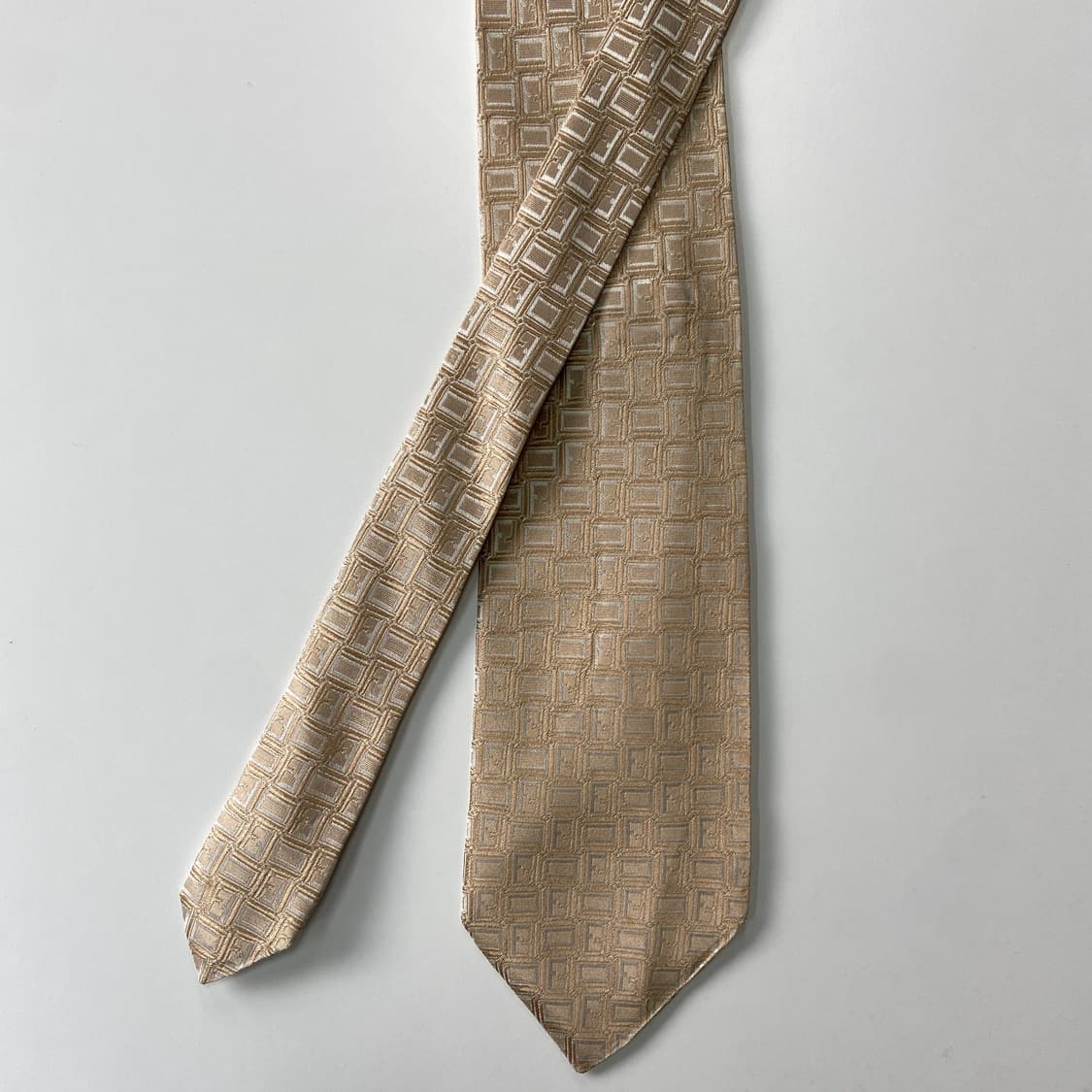 펜디(FENDI) 모노그램 정품 명품넥타이 상품이미지1