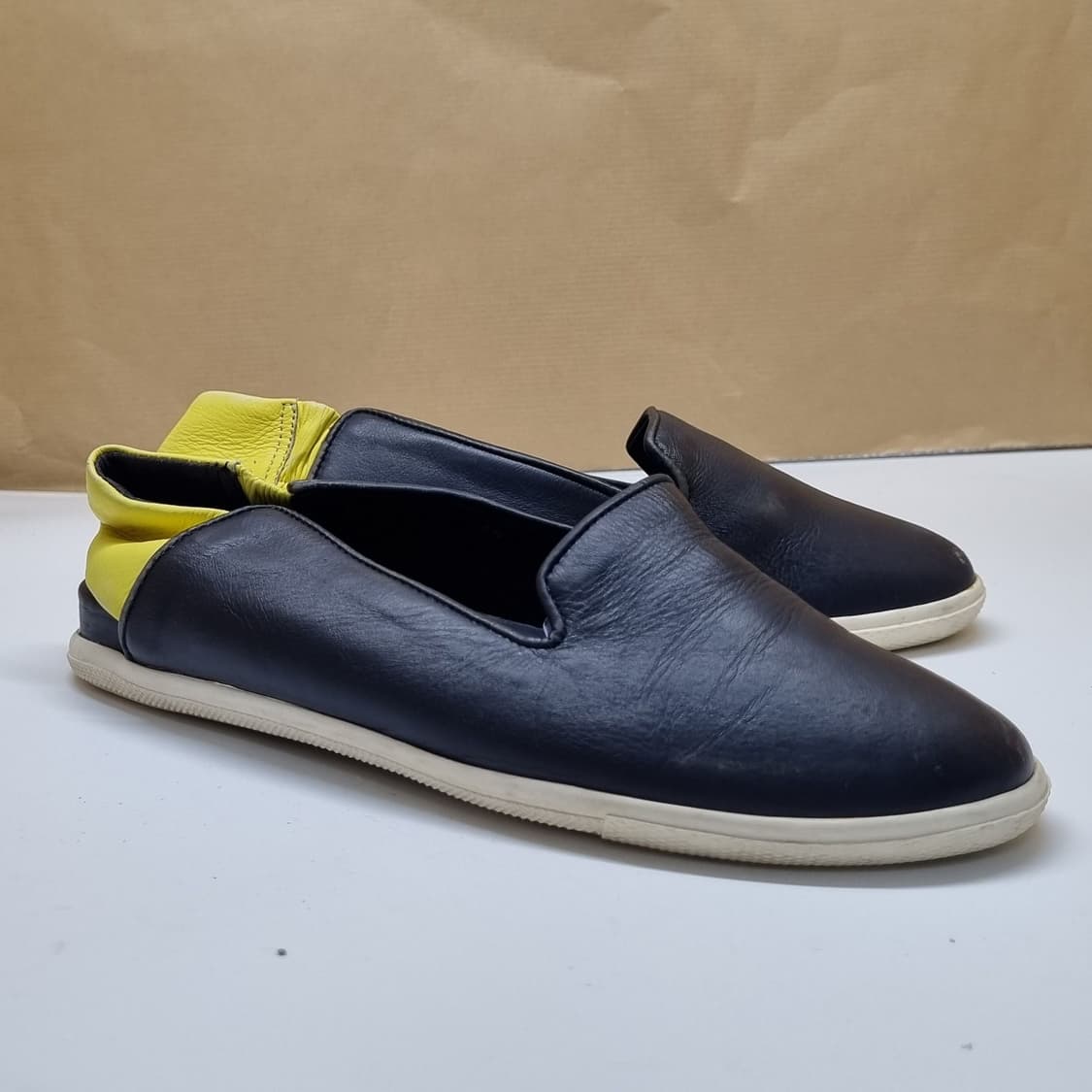 구호 밴딩 여성슬립온 245. 상품이미지1