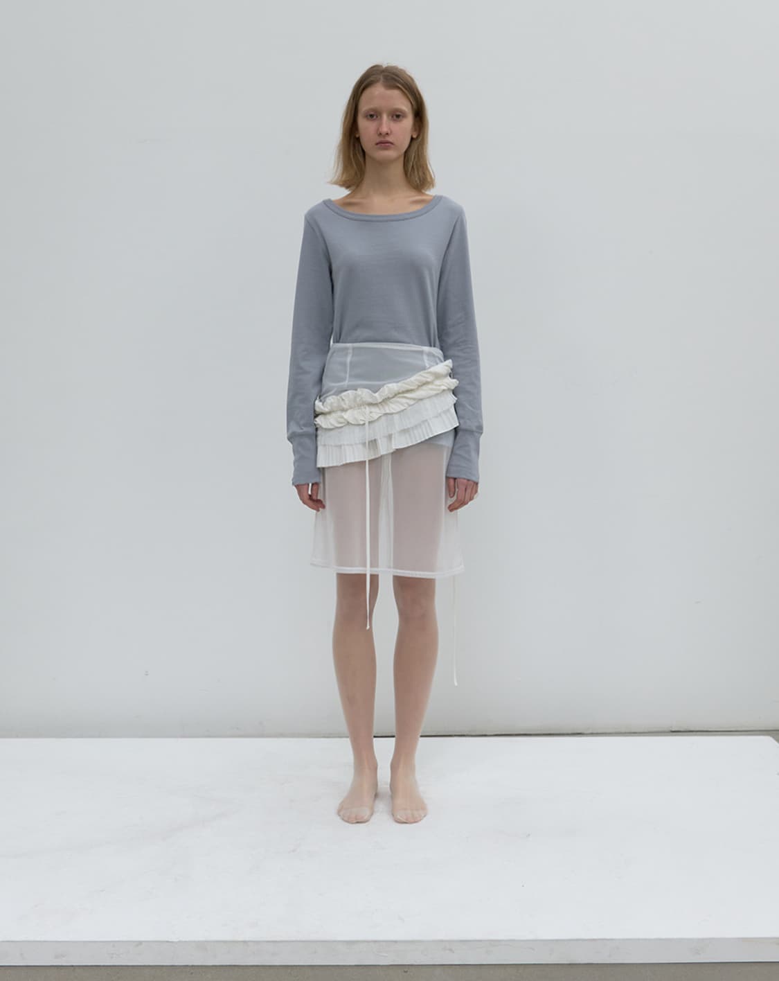 MESH LAYERED MIDI SKIRT IN WHITE 상품이미지8
