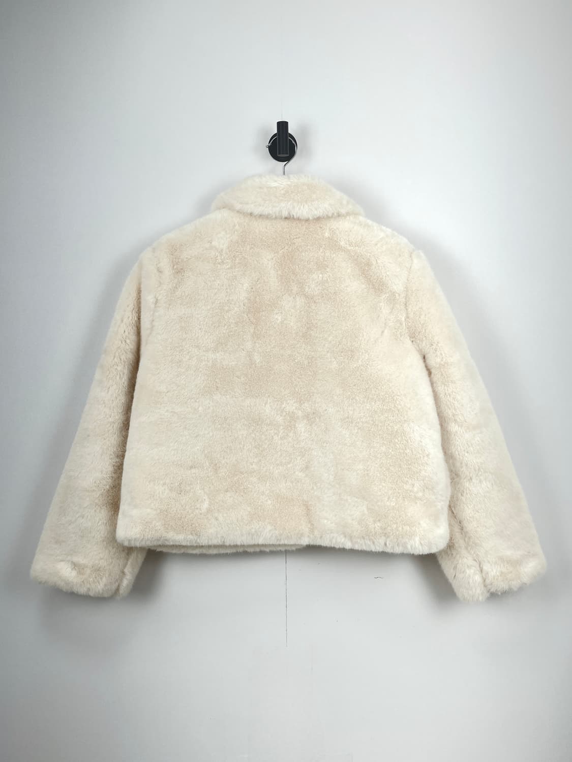 오디네르(ordinaire) 라운드 카라 에코 퍼 자켓 상품이미지3