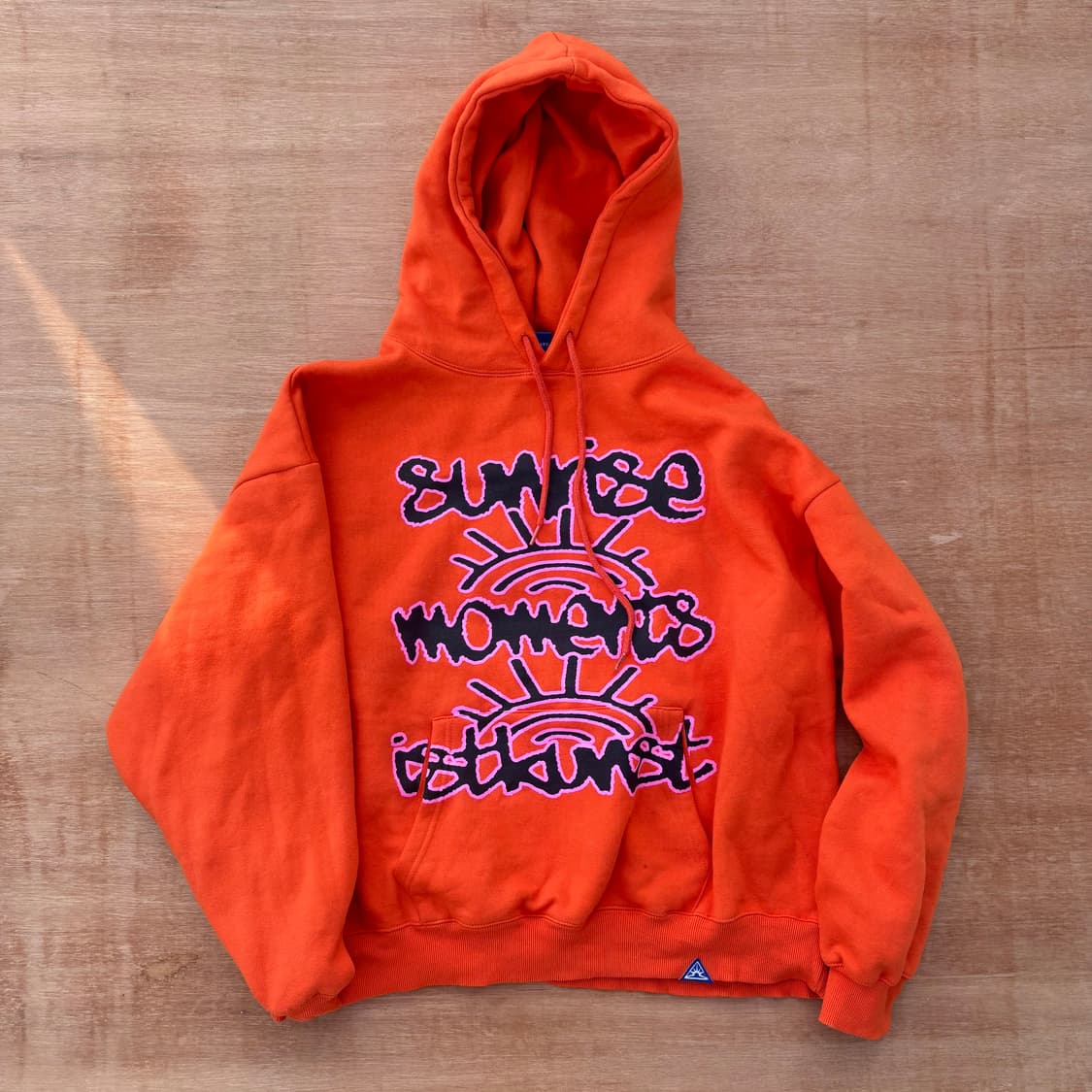 ISTKUNST Graphic Logo Hoodie Orange 상품이미지1