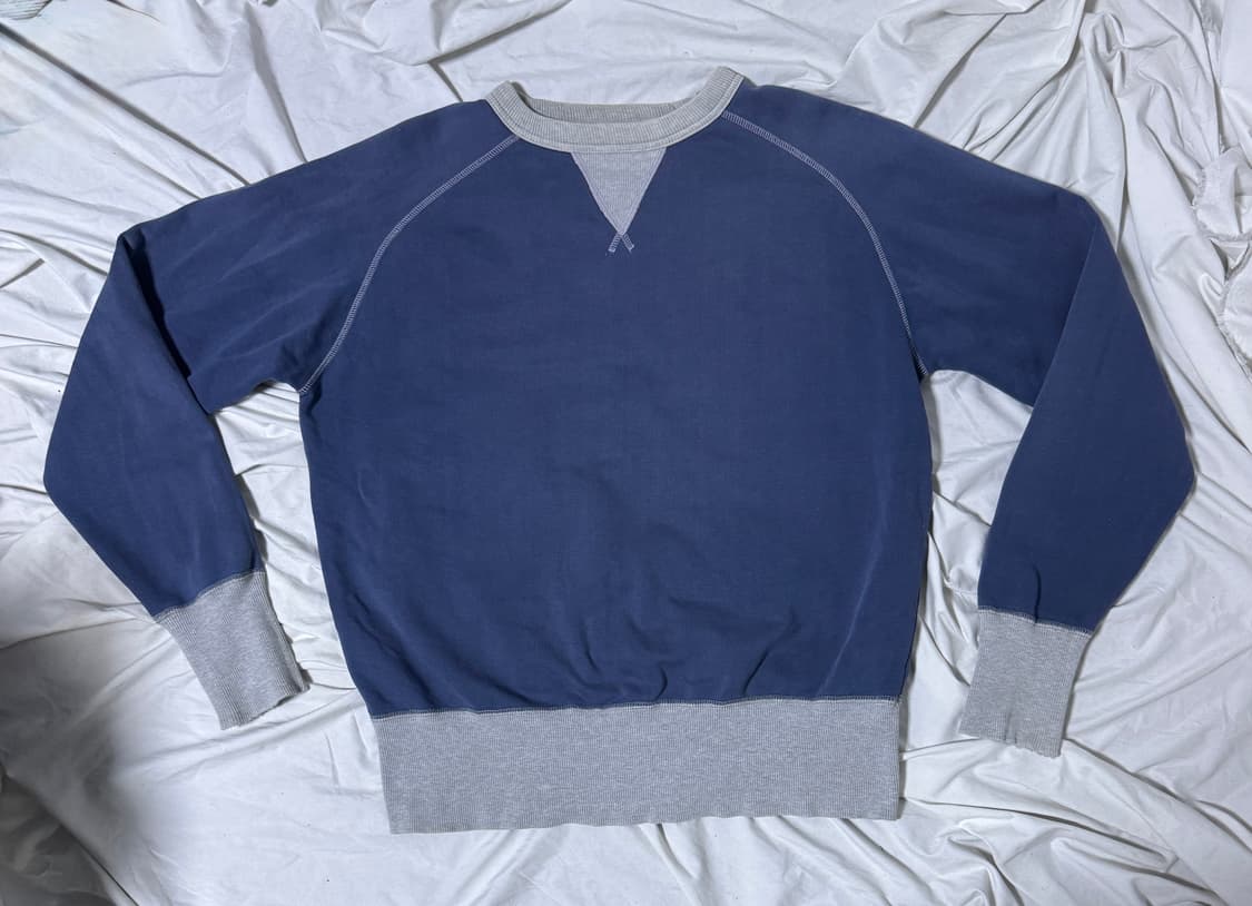 랭글러 더블 V 거셋 스웨트셔츠 상품이미지1