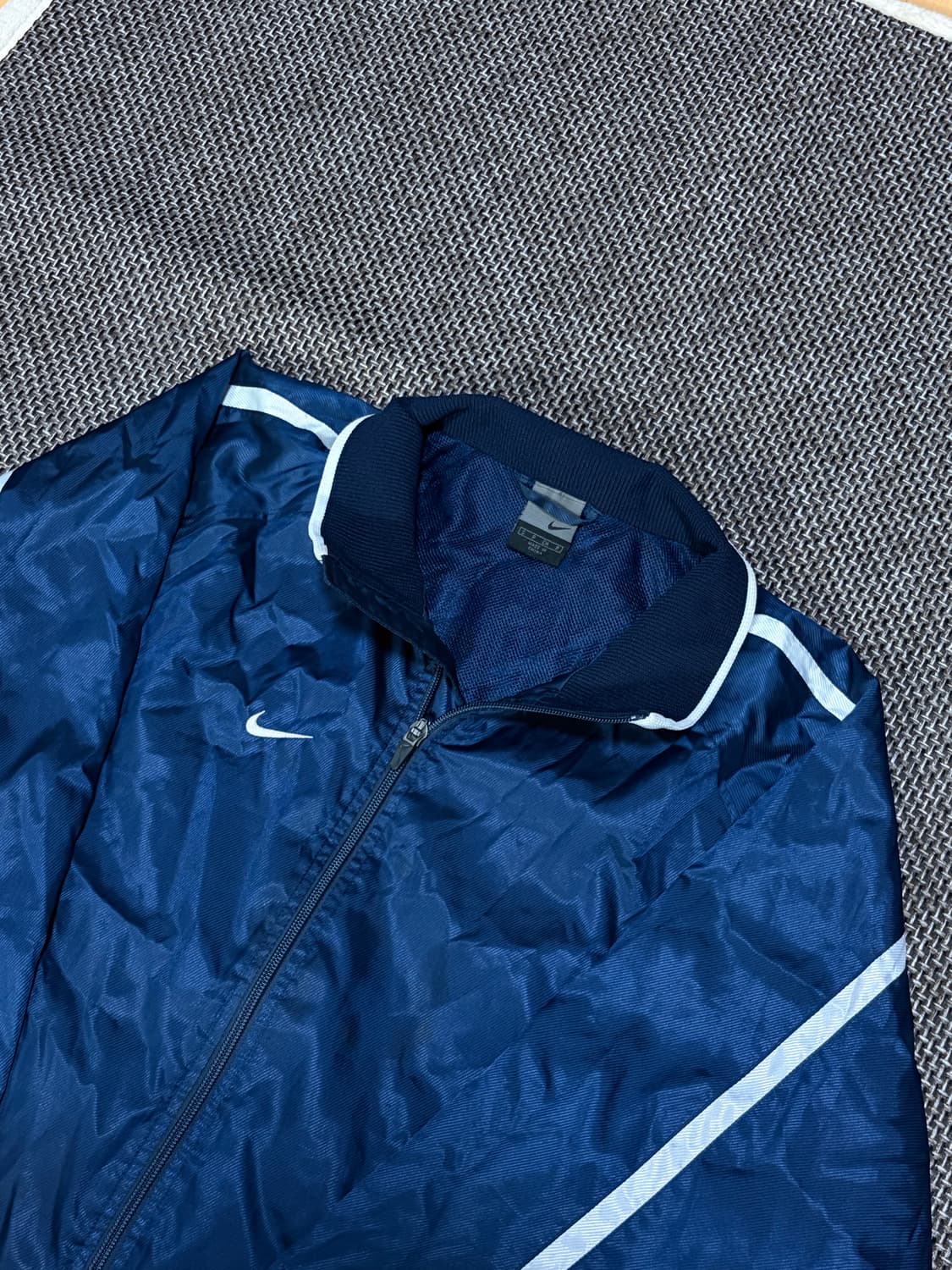 나이키 올드스쿨 바람막이 상품이미지1