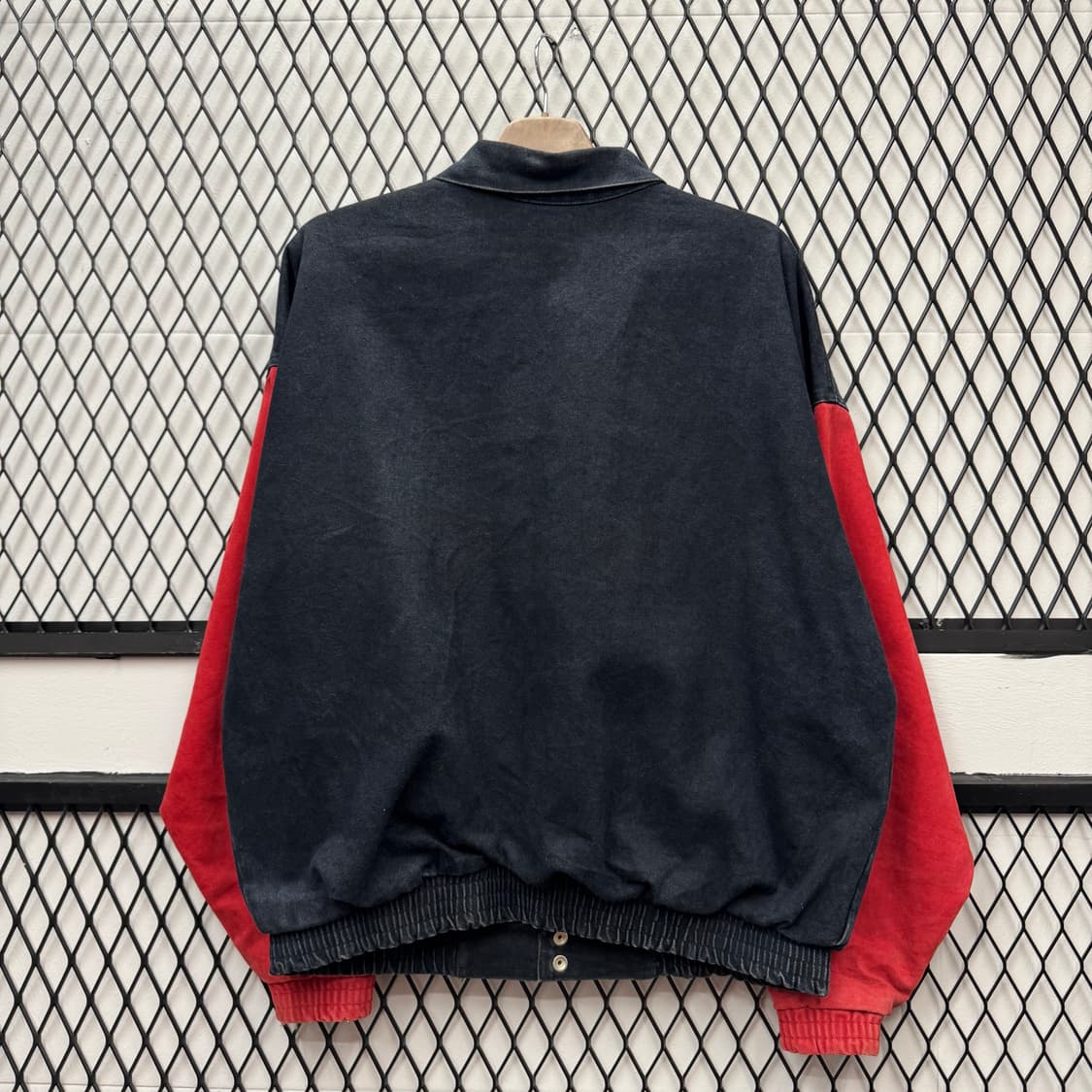 USA VTG 90s 빈티지 블랙 데님 바시티 레드 배색 워크 자켓 상품이미지2