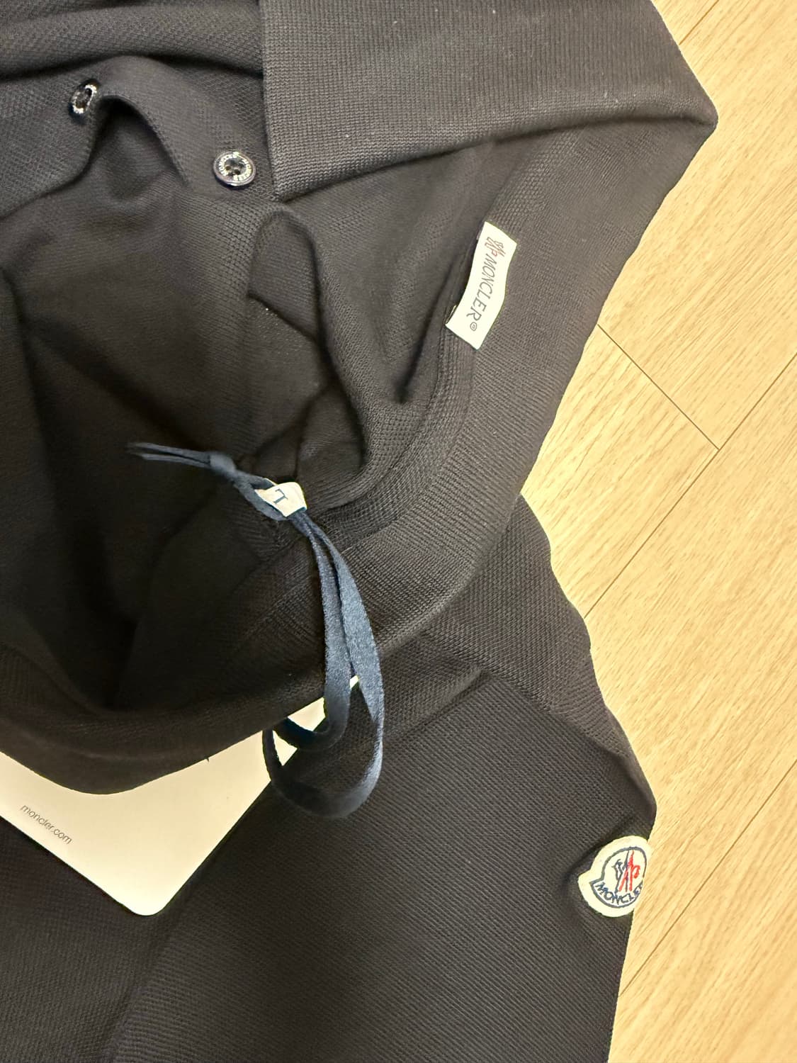 몽클레르 반팔 카라티 새제품 상품이미지2