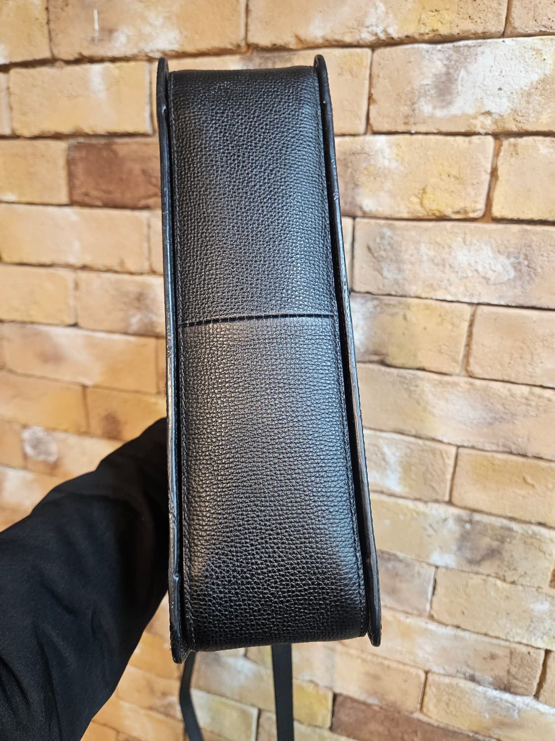 쿠론 블랙 토트백 겸 크로스백 상품이미지5