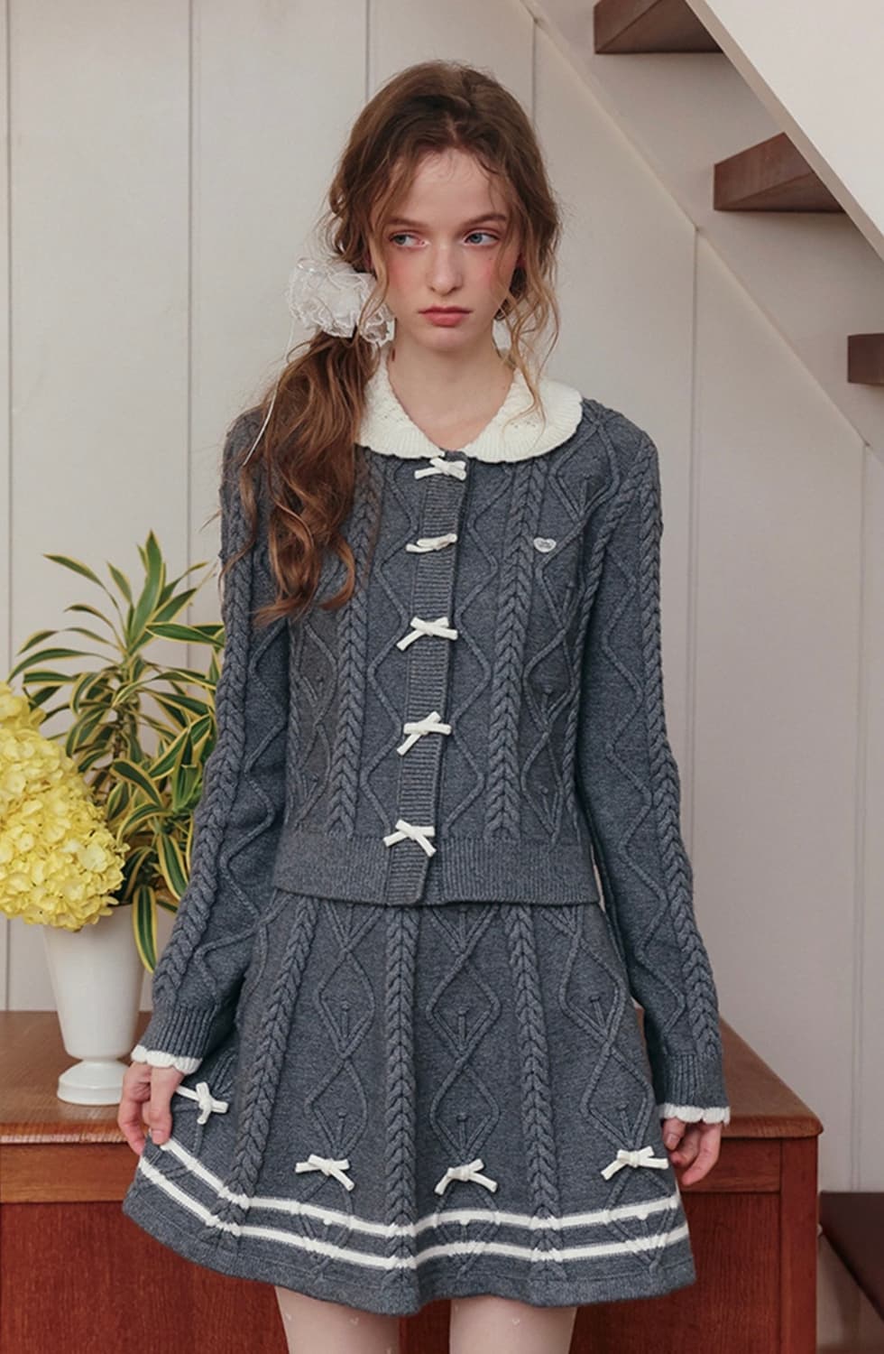 [새상품] 쎄무아듀 보우 케이블 니트 셋업 상품이미지1