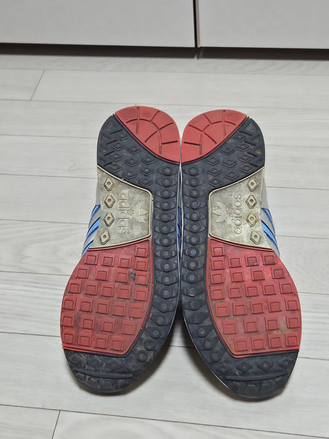 아디다스 마이크로페이서 실버 운동화 245 상품이미지5