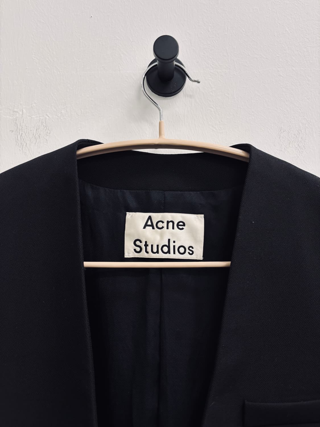 아크네 스튜디오(Acne Studios) 칼라리스 스트랩 자켓 상품이미지2