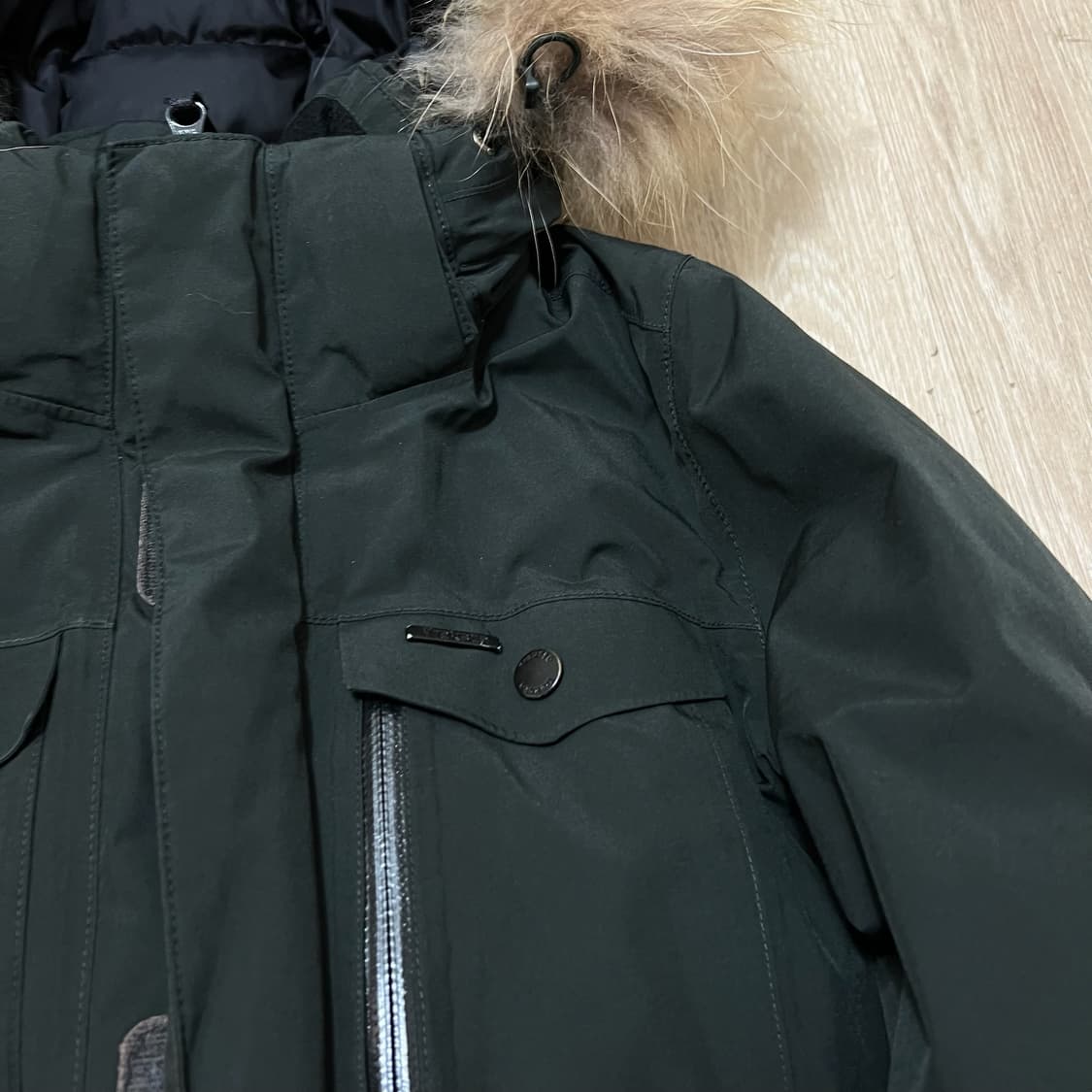 트랙스타 덕다운 고어텍스 후드 롱패딩 S/90  상품이미지4