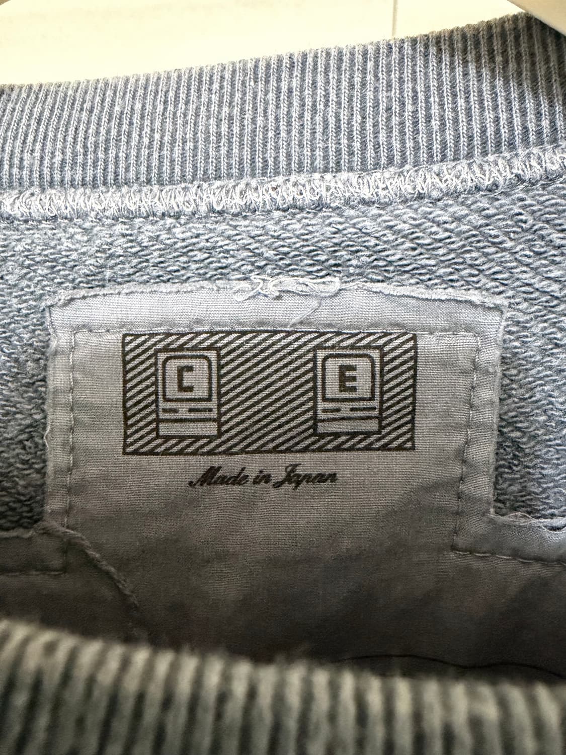 21SS 카브엠트 OVERDYE CUT LINE CREW NECK 상품이미지4